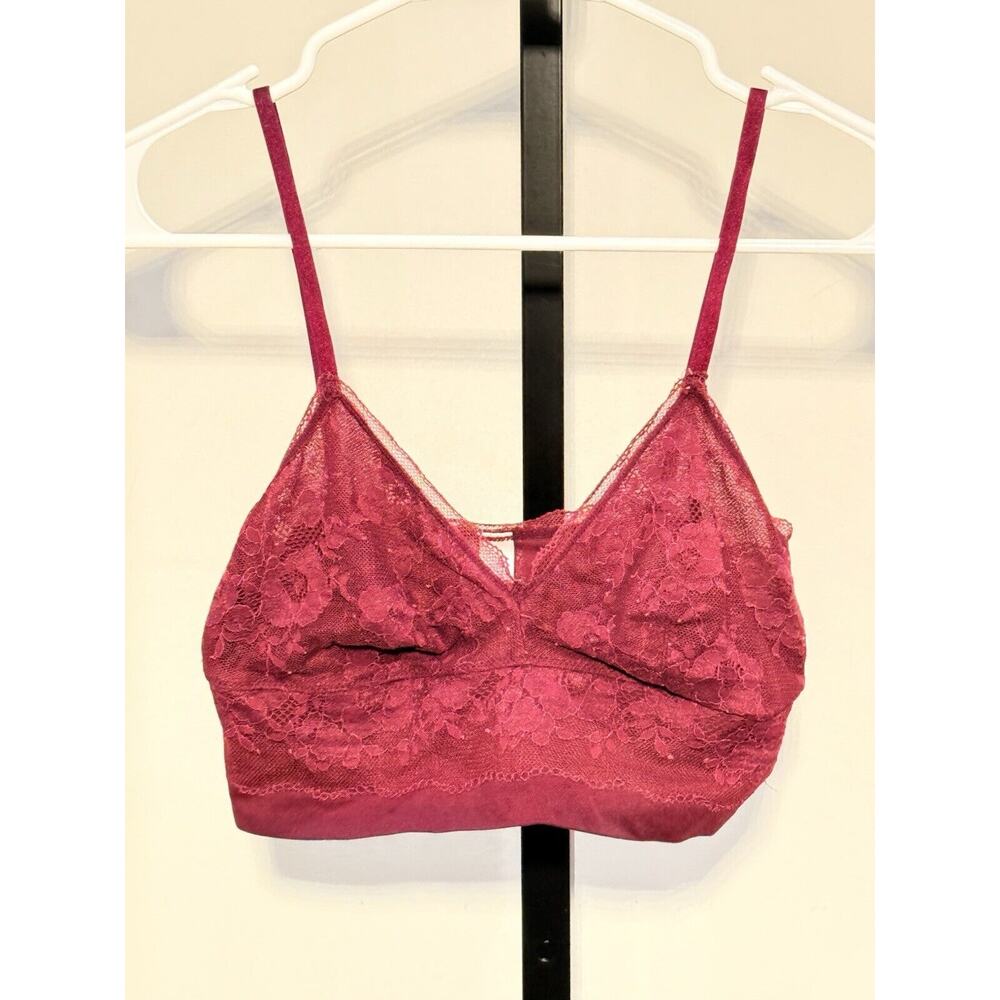VICTORIAS SECRET BURGUNDY LACE BRALETTE WIREFREE S/P